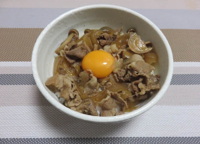 牛丼生卵